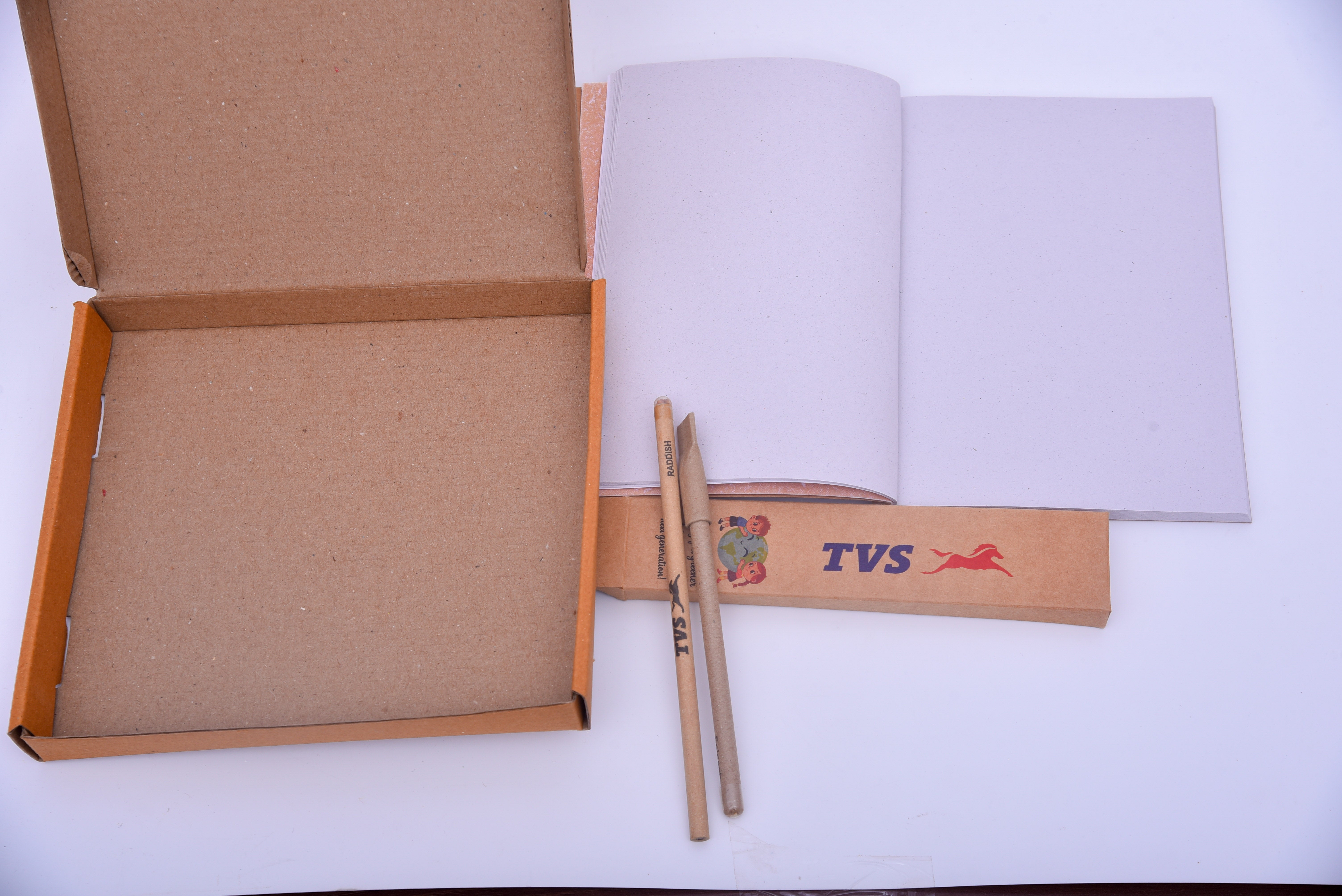 Sustainable Executive Planner Set – Recycled Paper Cover & Refillable Pages (Brandable Corporate Gift)"